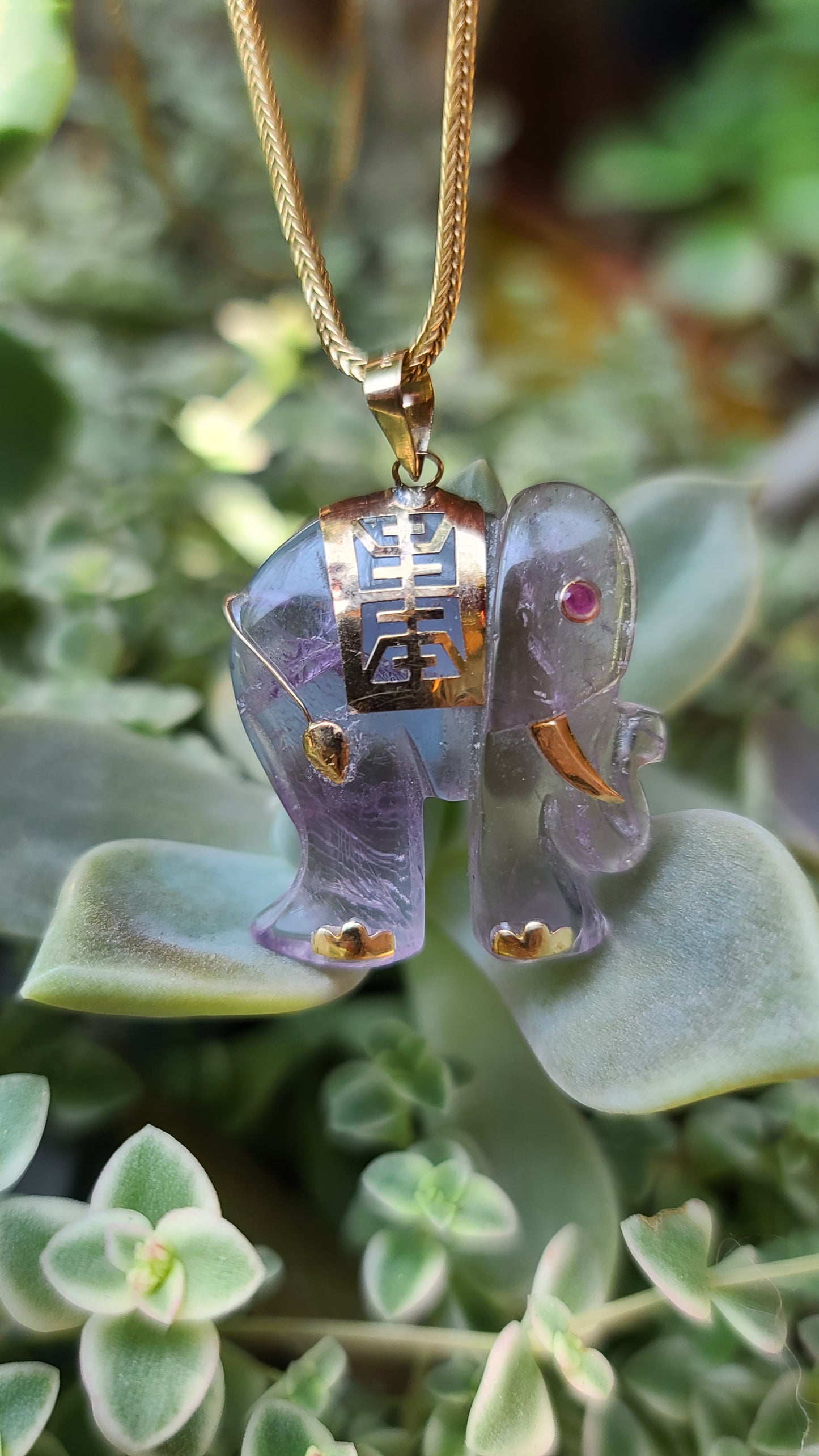 14K Amethyst Elephant Pendant