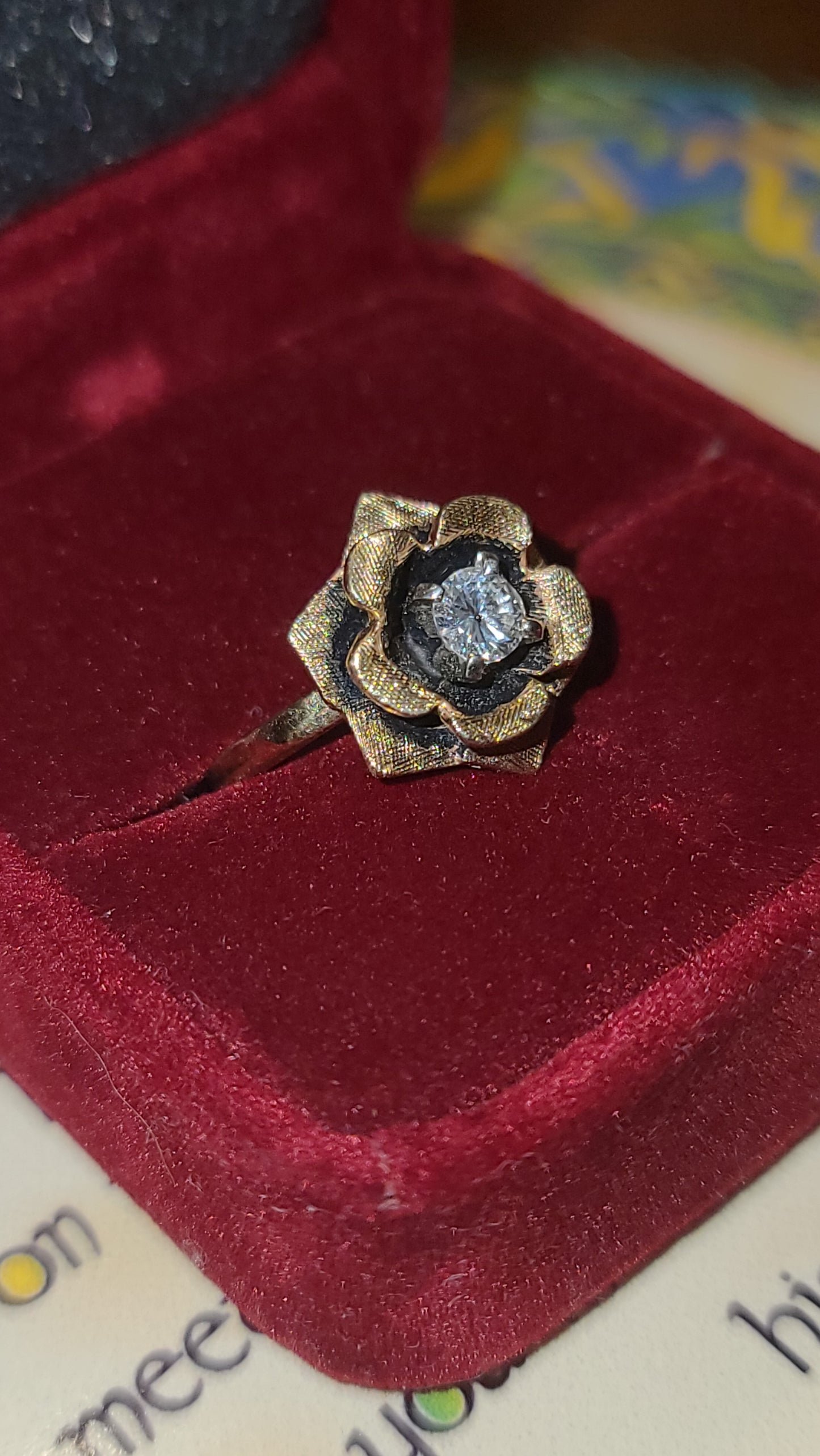 14K Yellow Gold and Diamond Flower Ring, size 5.5 US