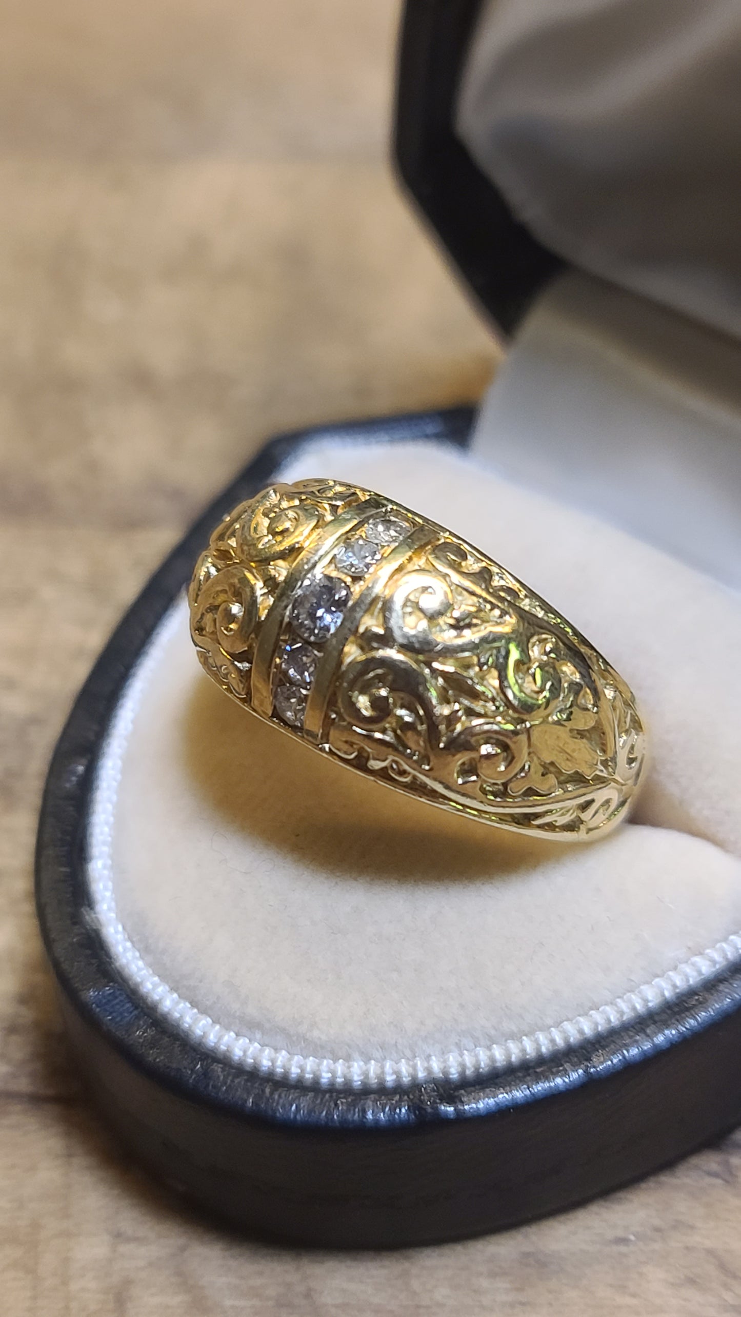 14K Yellow Gold Handcrafted Tooled Ring with Diamonds, Exceptional Details, size 11 US