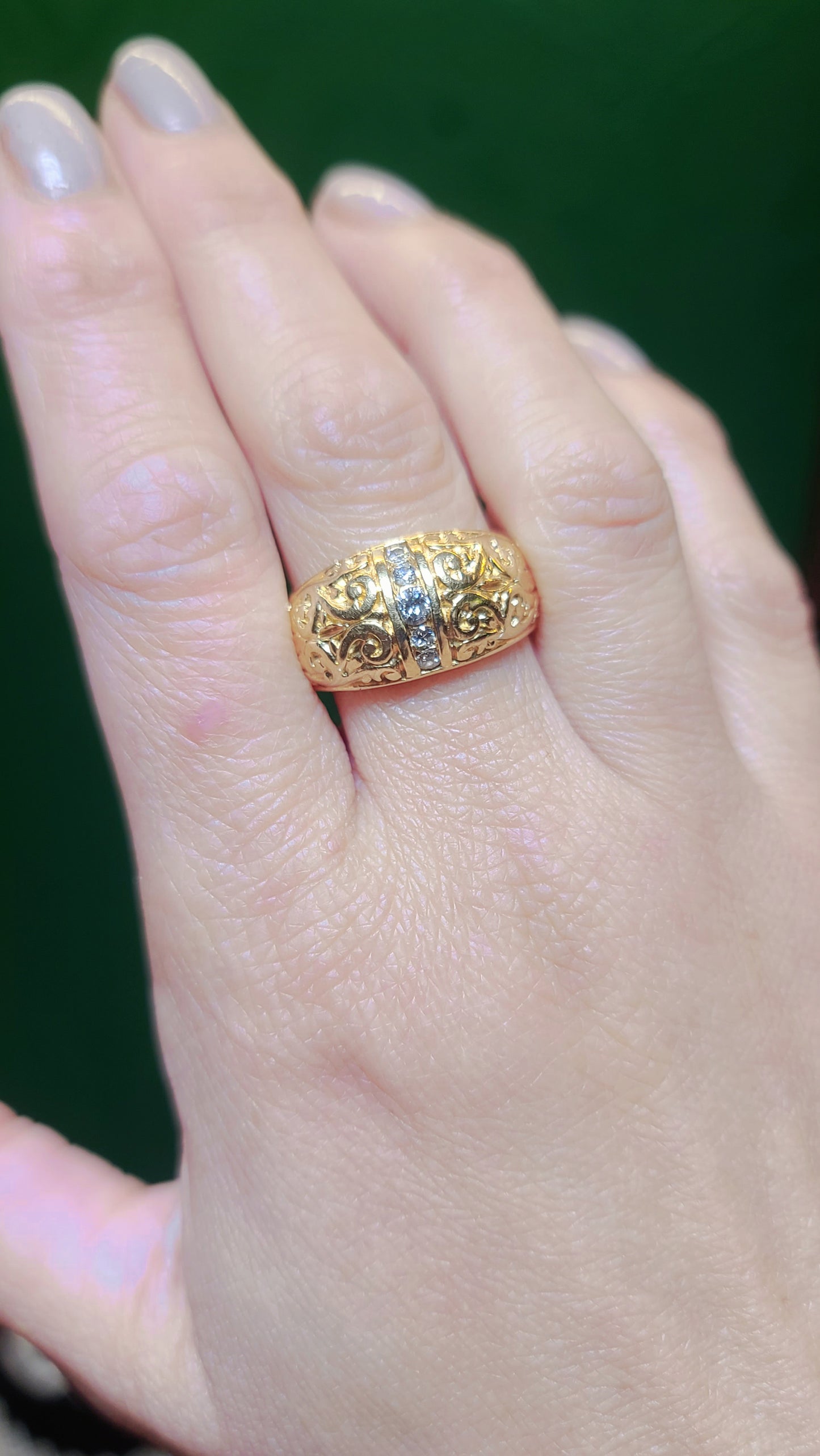 14K Yellow Gold Handcrafted Tooled Ring with Diamonds, Exceptional Details, size 11 US