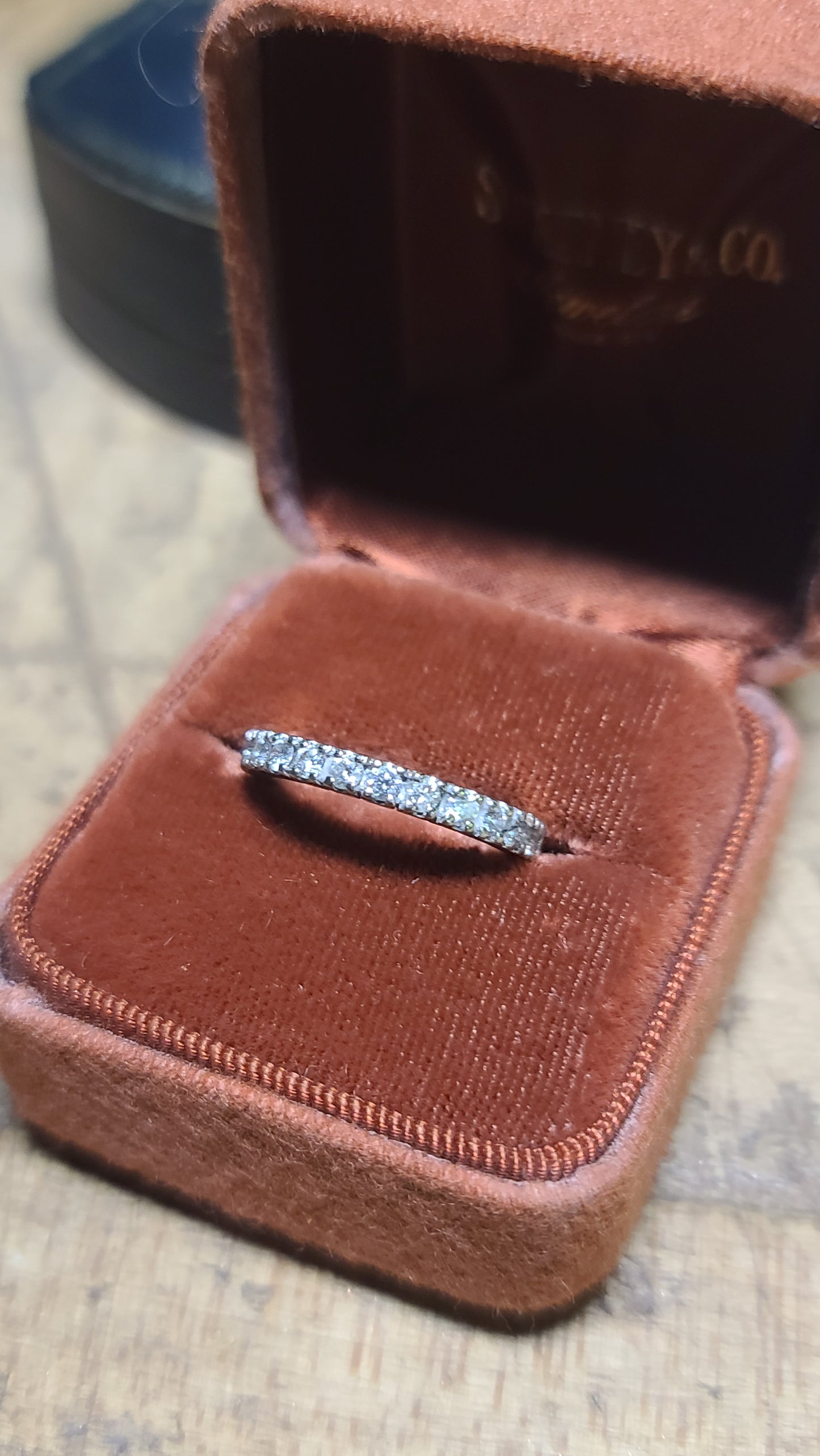 14K White Gold Diamond Band Ring, size 5.5 US
