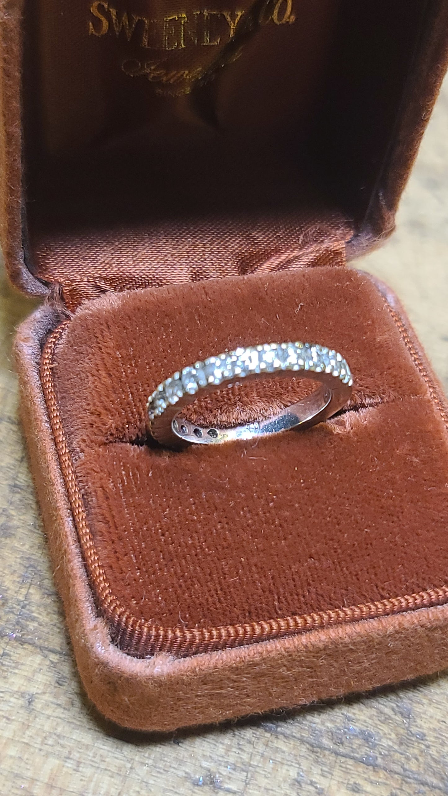 14K White Gold Diamond Band Ring, size 5.5 US