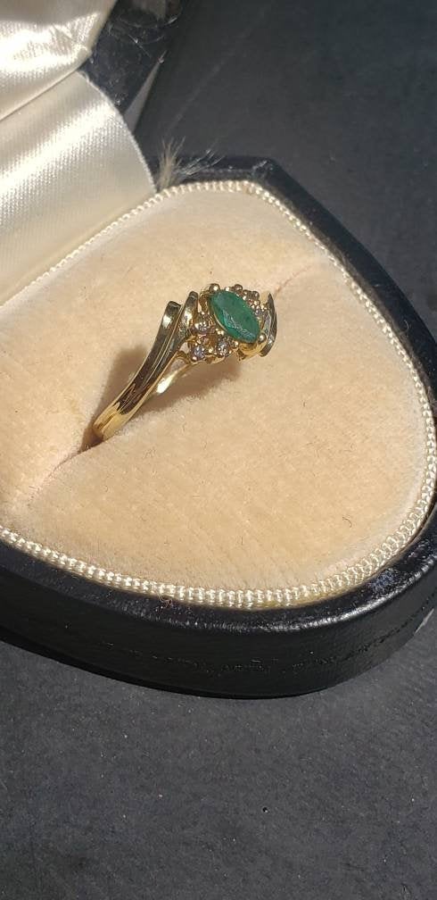 14k Gold Marquis Emerald Ring with Diamond Accents, size 5.75