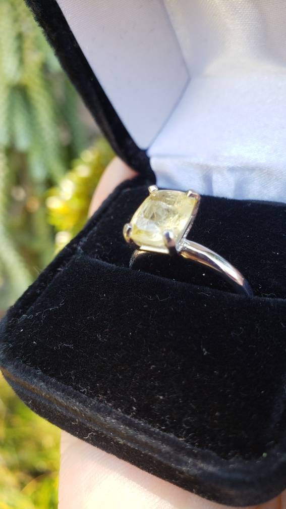 Vintage Natural Yellow Sapphire Ring, Cushion Cut, 14K White Gold, size 6.25