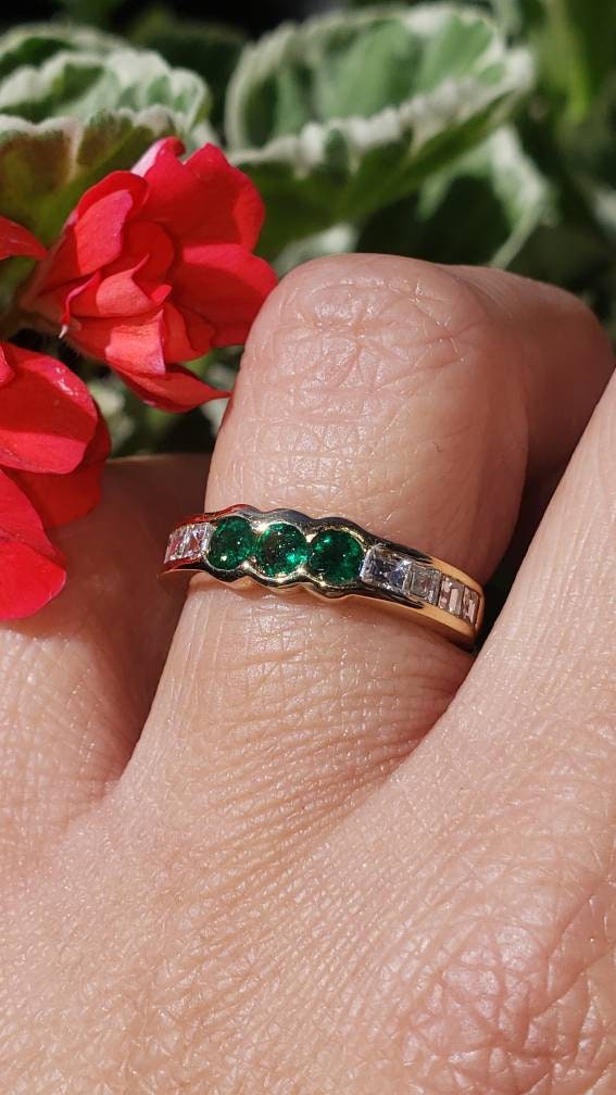 Carre Cut Diamond and Emerald Band Ring, 18K Yellow Gold, size 6 US