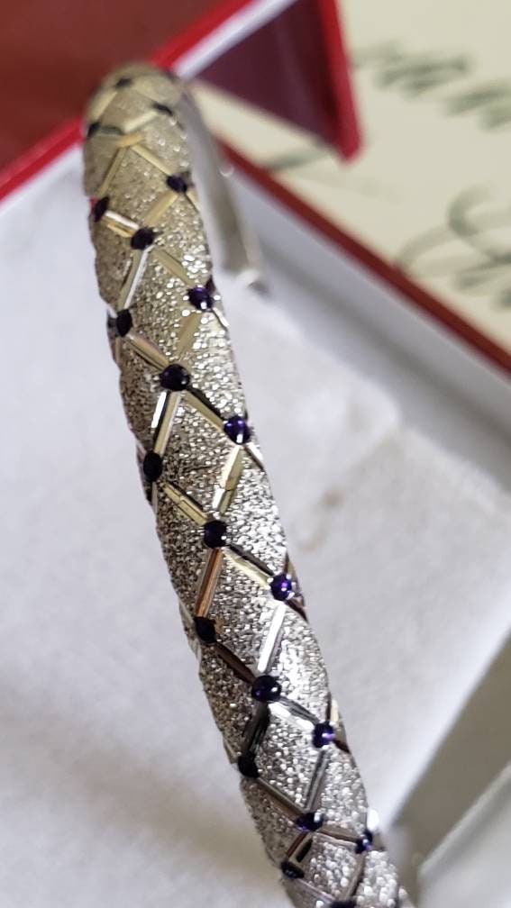 14K White Gold Vintage Enamel Bangle, Diamond Cut Harlequin Pattern with Blue Enamel