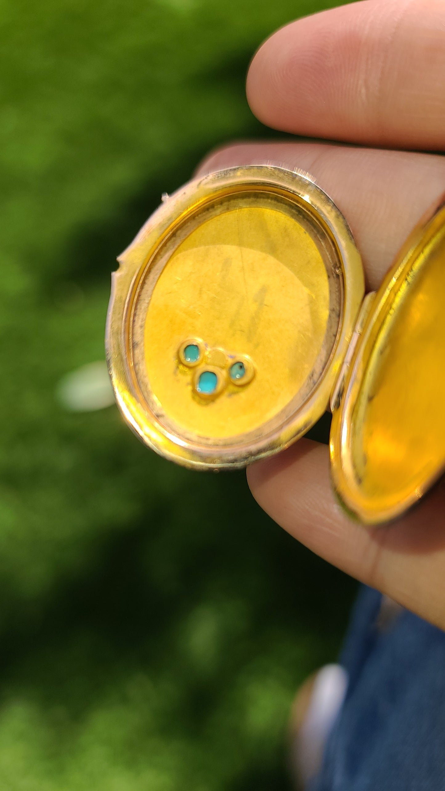 Antique Victorian 14K Gold Locket with Turqouise