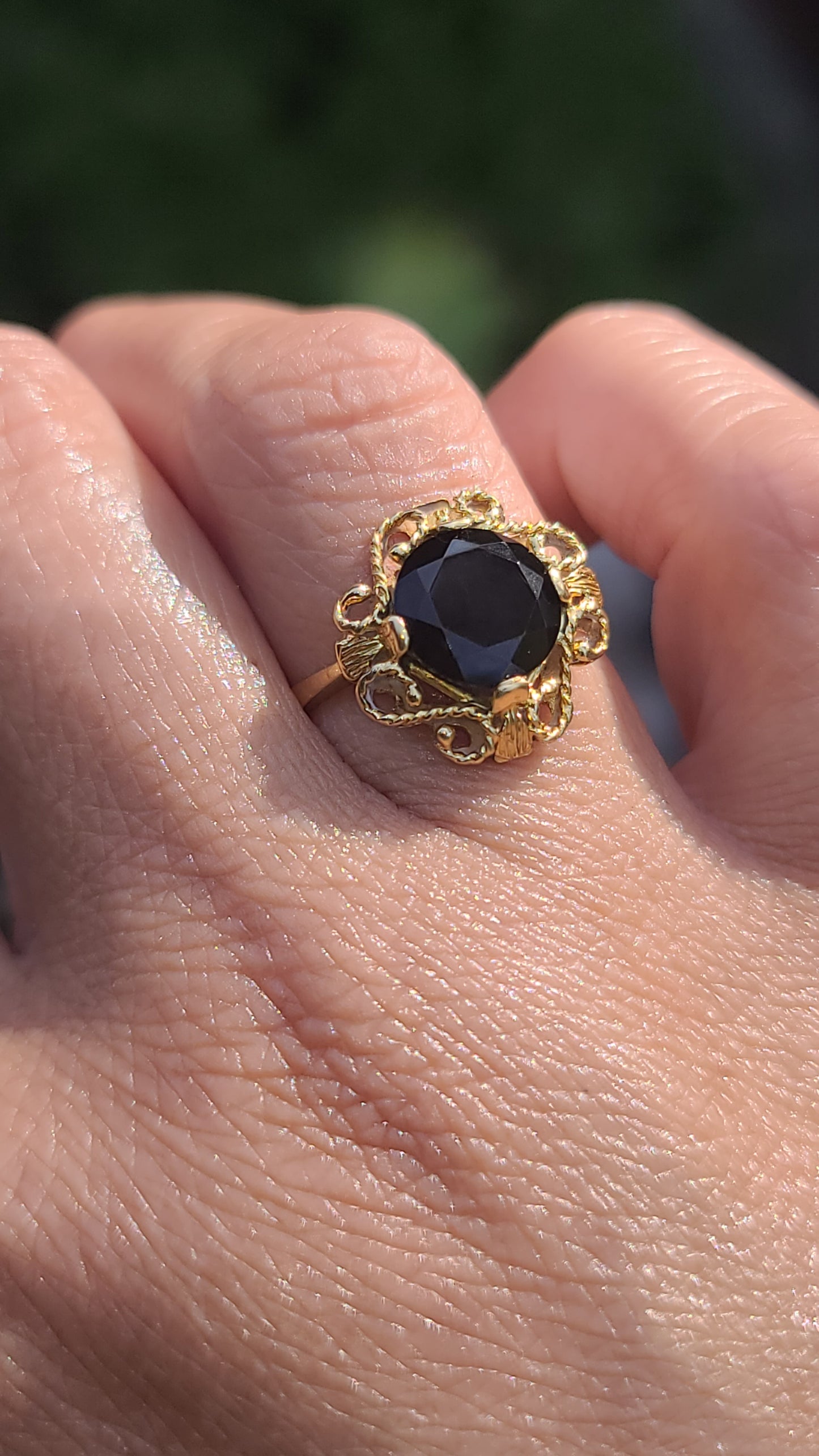 Antique Onyx and 18K Yellow Gold Ring, size 6