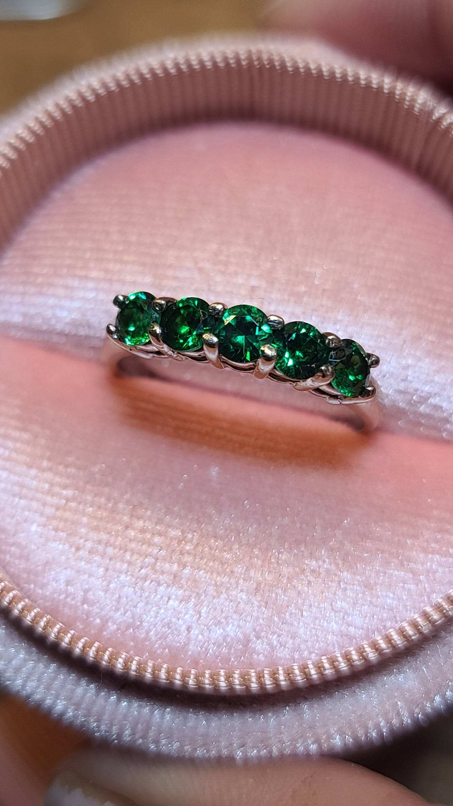 14K White Gold Tsavorite Garnet Ring, size 10 US