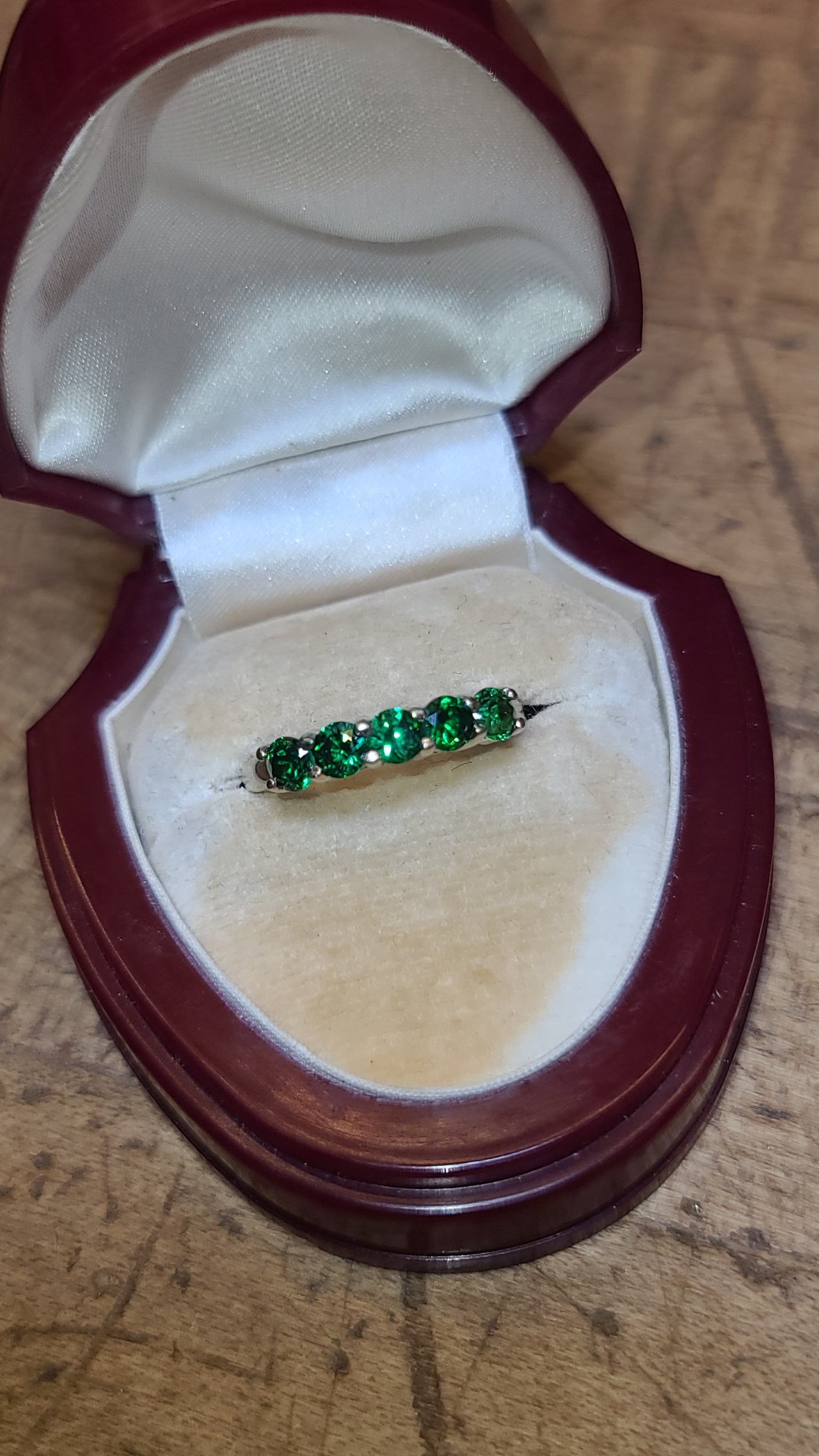 14K White Gold Tsavorite Garnet Ring, size 10 US