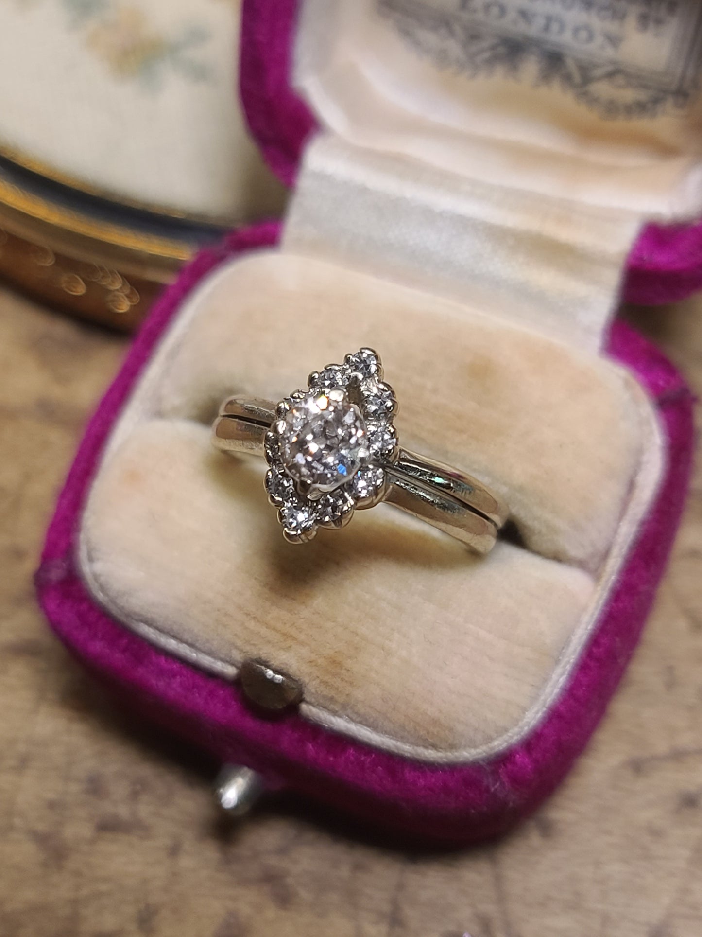 Vintage 14K White Gold Diamond Marquise Shaped Ring, size 4.25